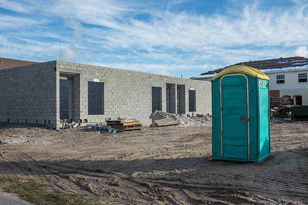 Best Portable bathroom rental  in Andover, MN